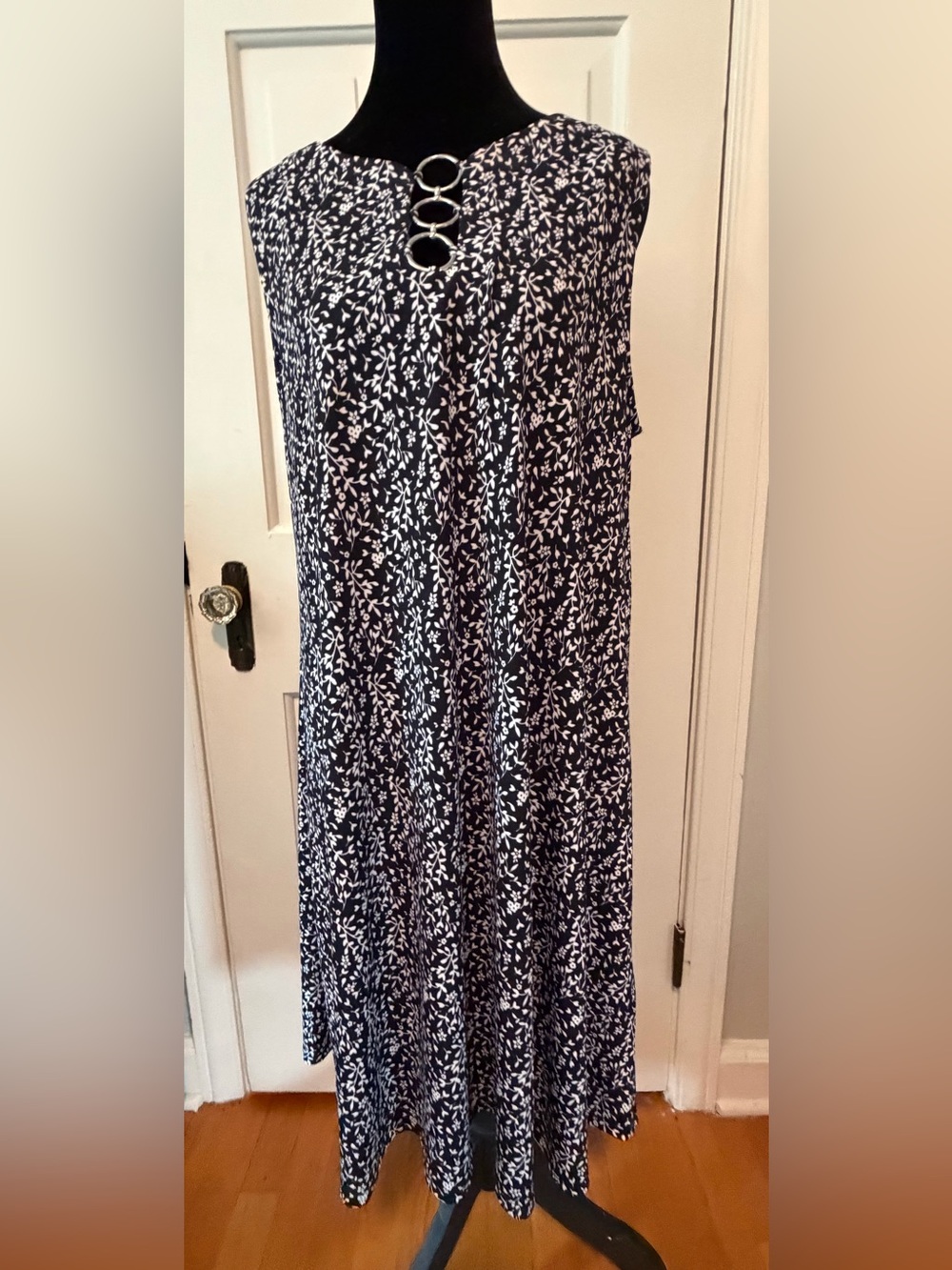 MSK Black & White Floral Tank with Silver Ring Accents 
NWOT